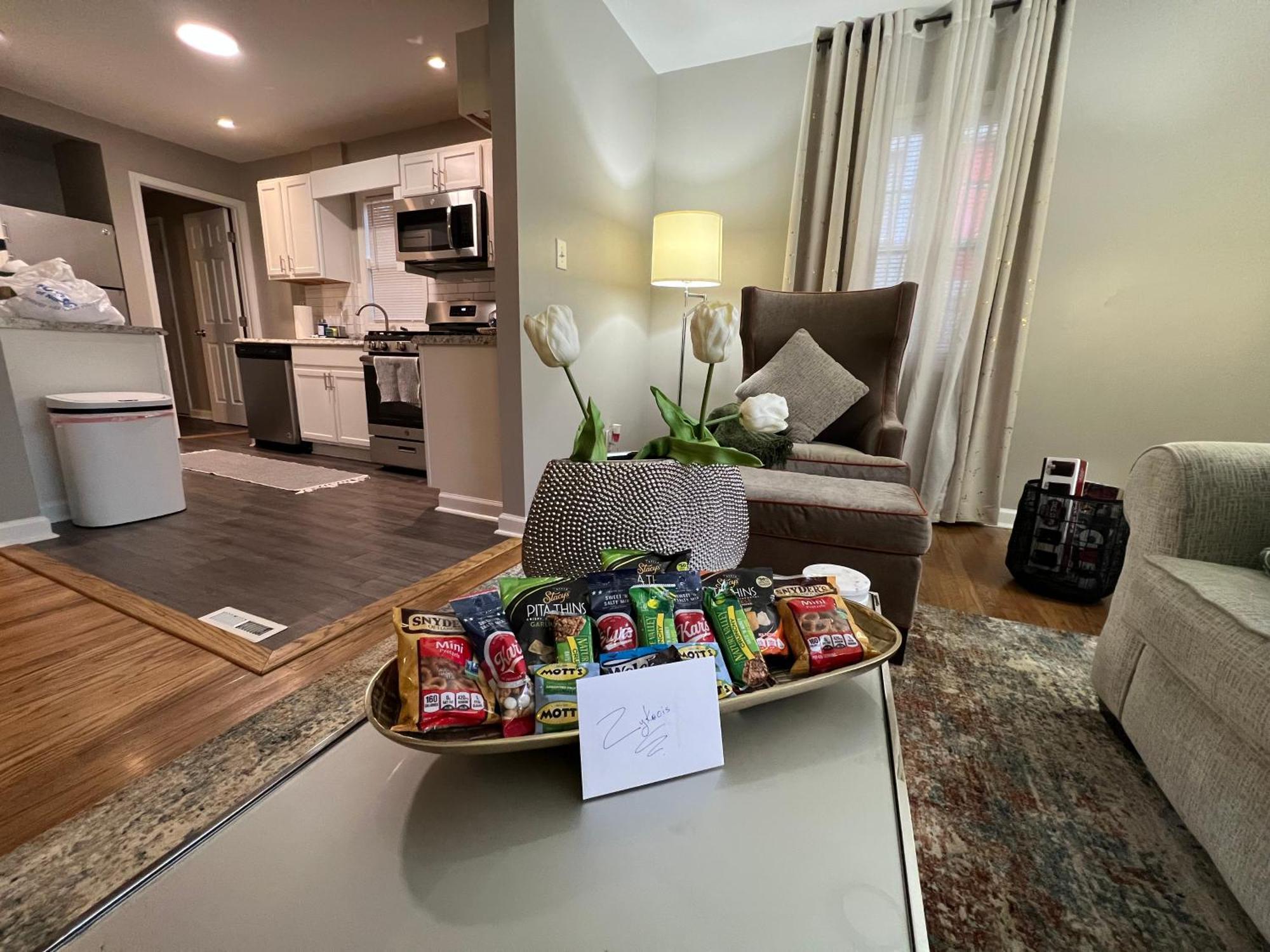Cozy Family Getaway - Half Acre, Fireplace, Bbq * Atlanta