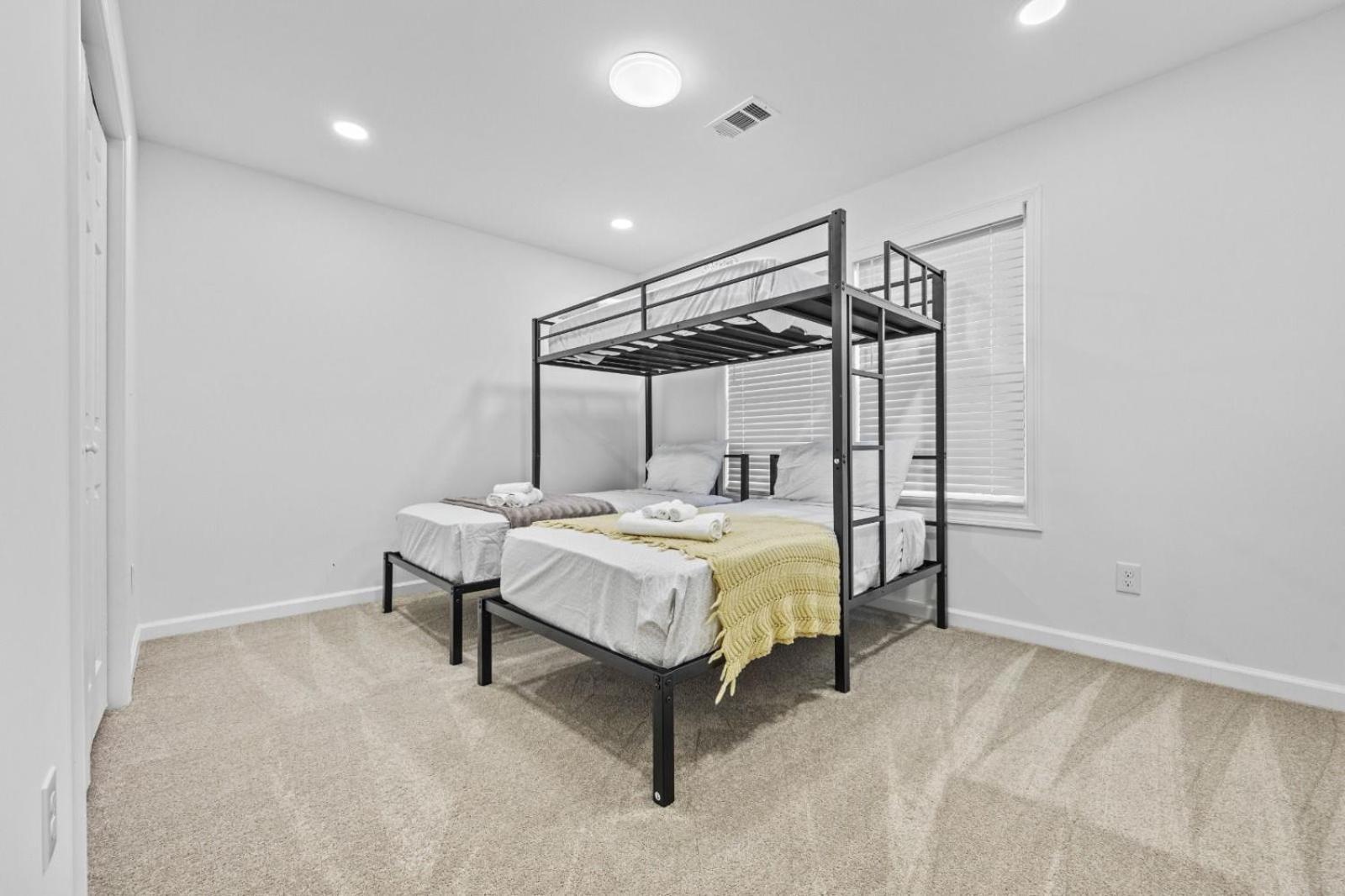 Royal Palm Urban - Close To Atl Downtown Holiday home Atlanta