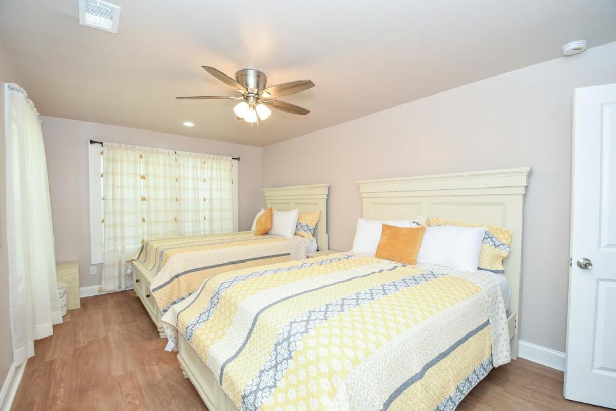 Luxe 6br Escape Sleeps 24, Private Parking Only 5min To Mid&dtwn Atl Holiday home *