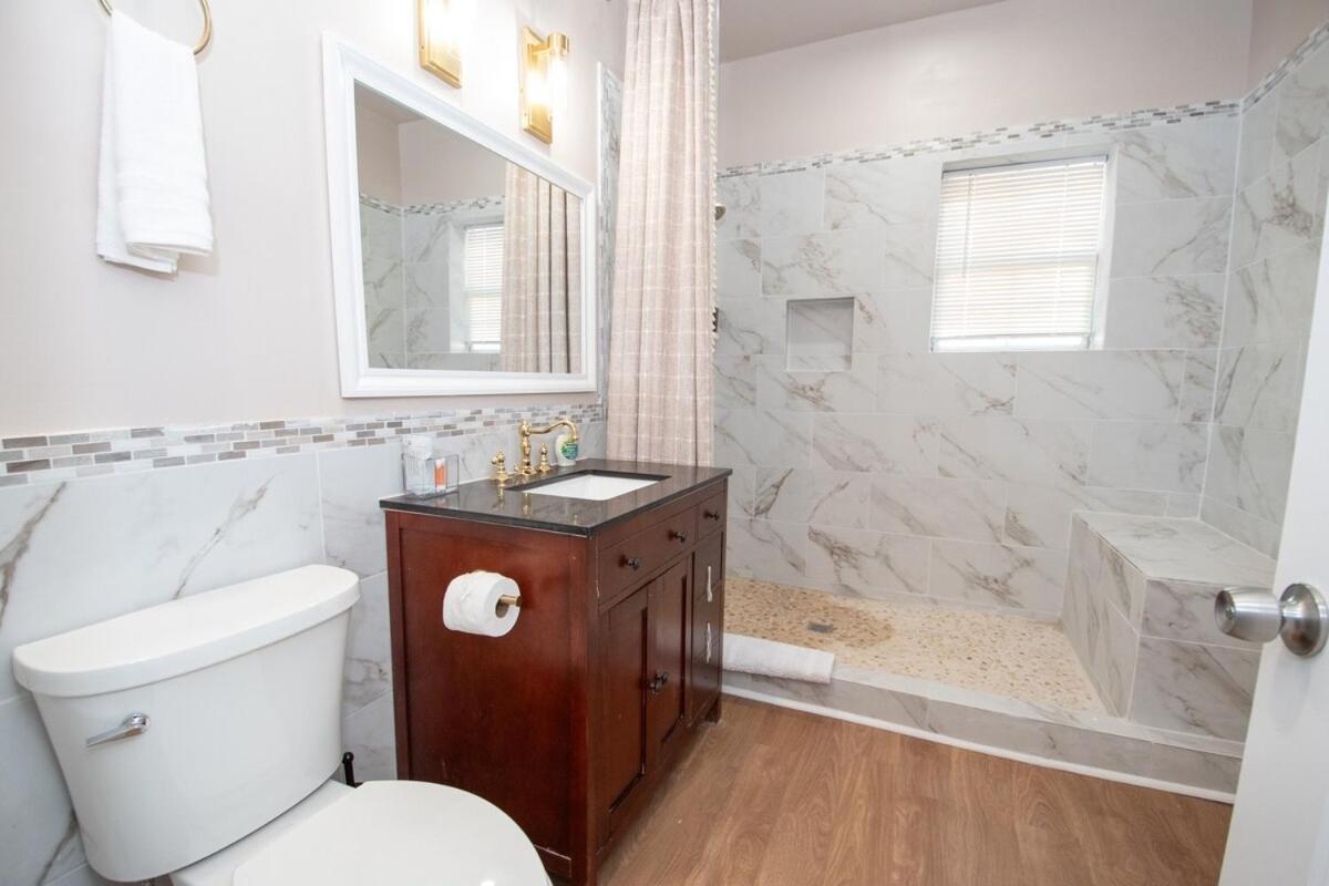 Holiday home Luxe 6br Escape Sleeps 24, Private Parking Only 5min To Mid&dtwn Atl *