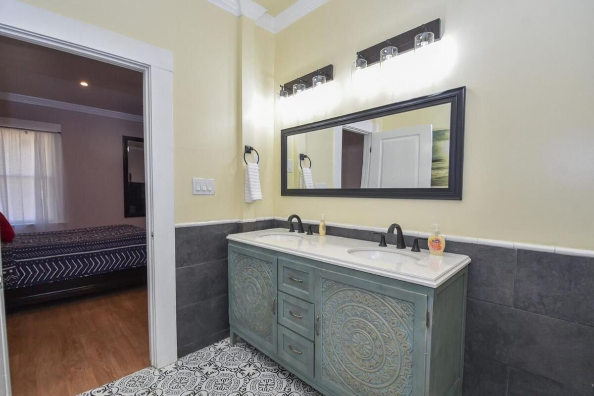 Luxe 6br Escape Sleeps 24, Private Parking Only 5min To Mid&dtwn Atl *