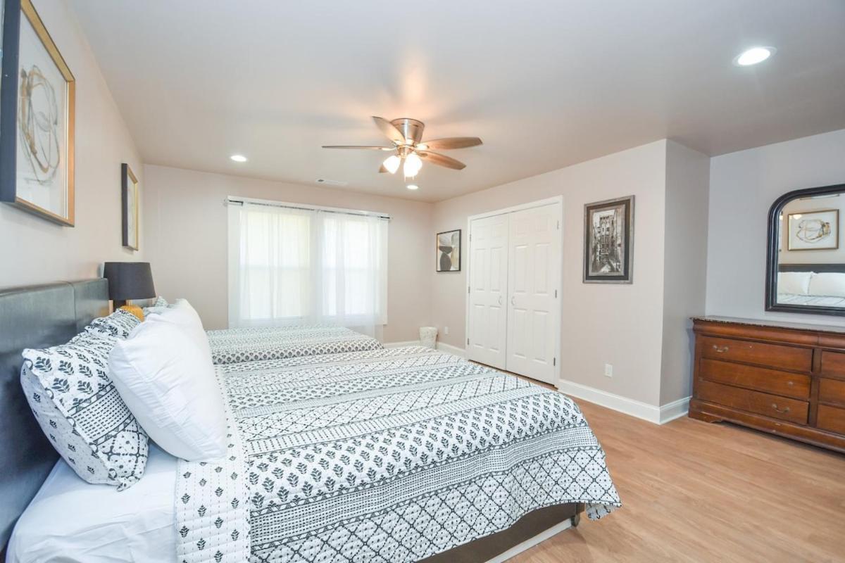 Luxe 6br Escape Sleeps 24, Private Parking Only 5min To Mid&dtwn Atl * Atlanta
