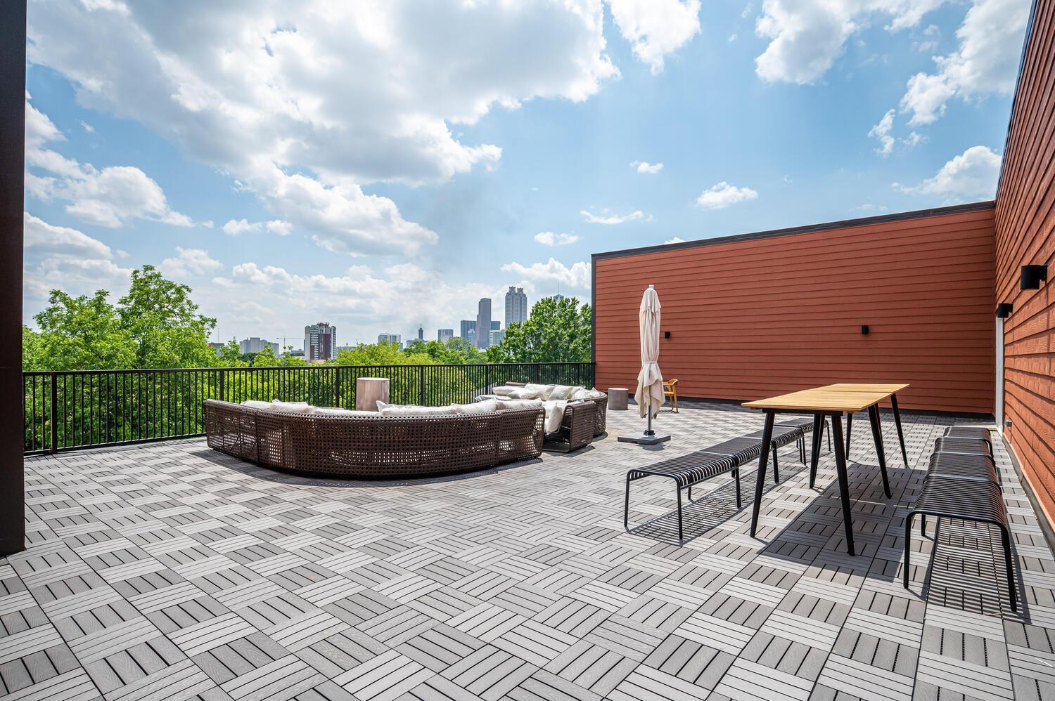 Atl Downtown New-built Roof-top Balcony View 525pkwy Atlanta