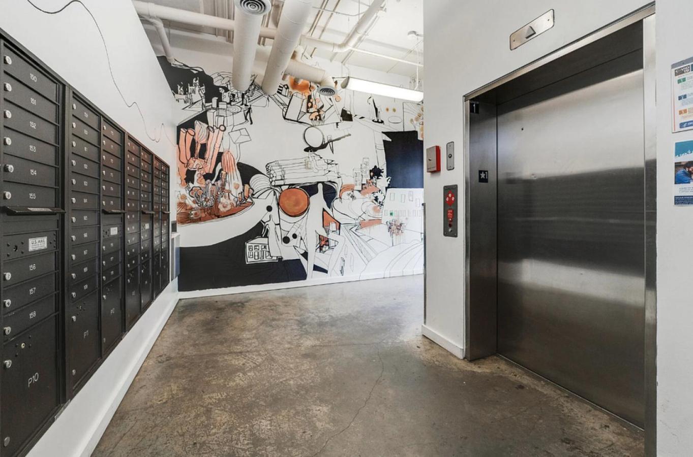 Apartment Landing At Pencil Factory Flats - In Sweet Auburn *