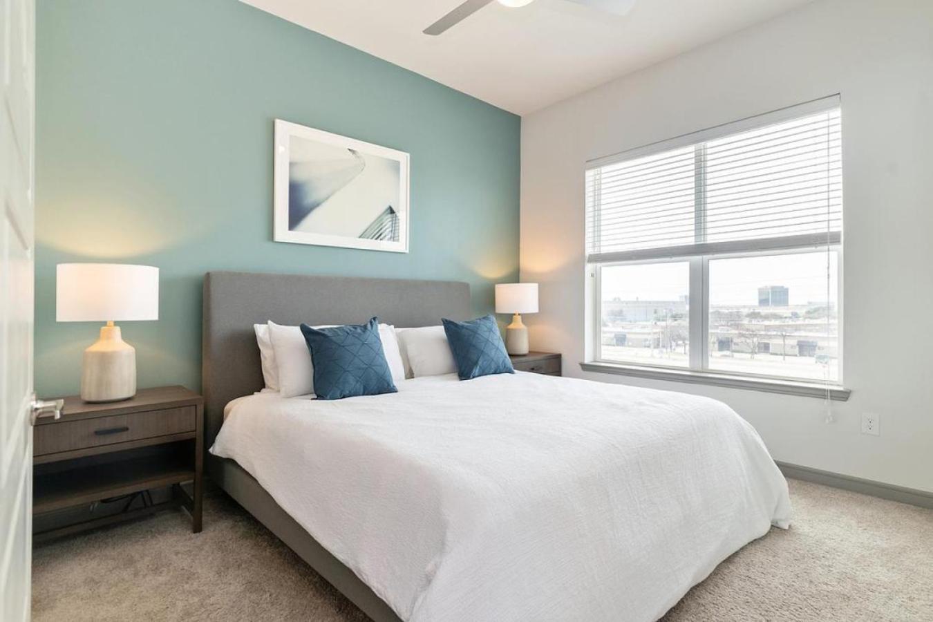 Apartment Landing At Pencil Factory Flats - In Sweet Auburn