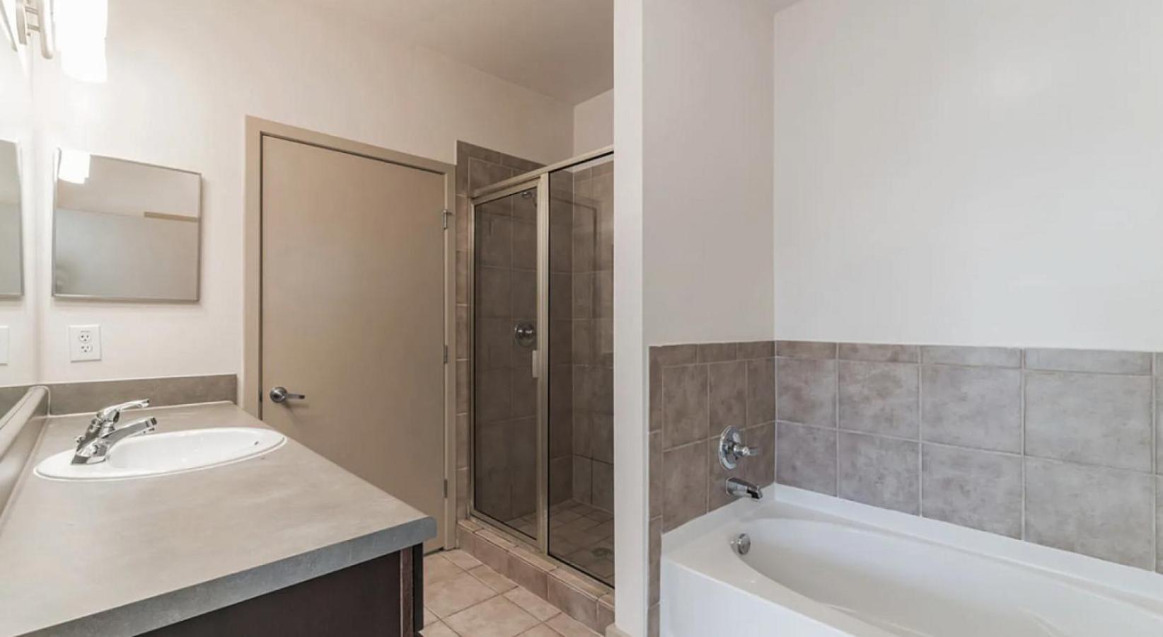 Landing At Pencil Factory Flats - 1 Bedroom In Sweet Auburn