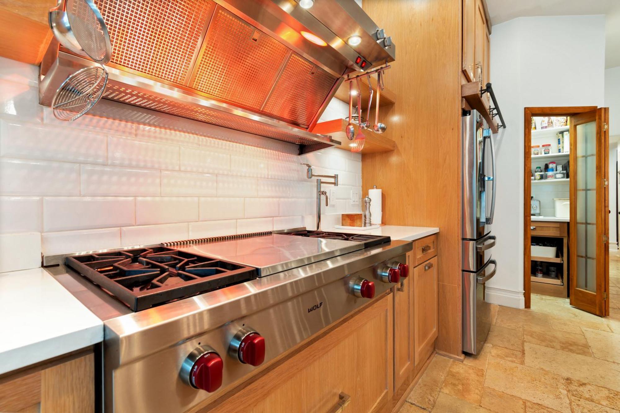 Midtown 6 Bed With Pool And A View Holiday home Atlanta