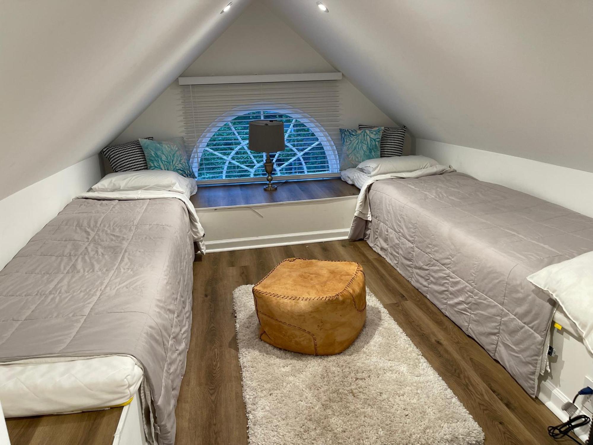 Holiday home Midtown 6 Bed With Pool And A View *