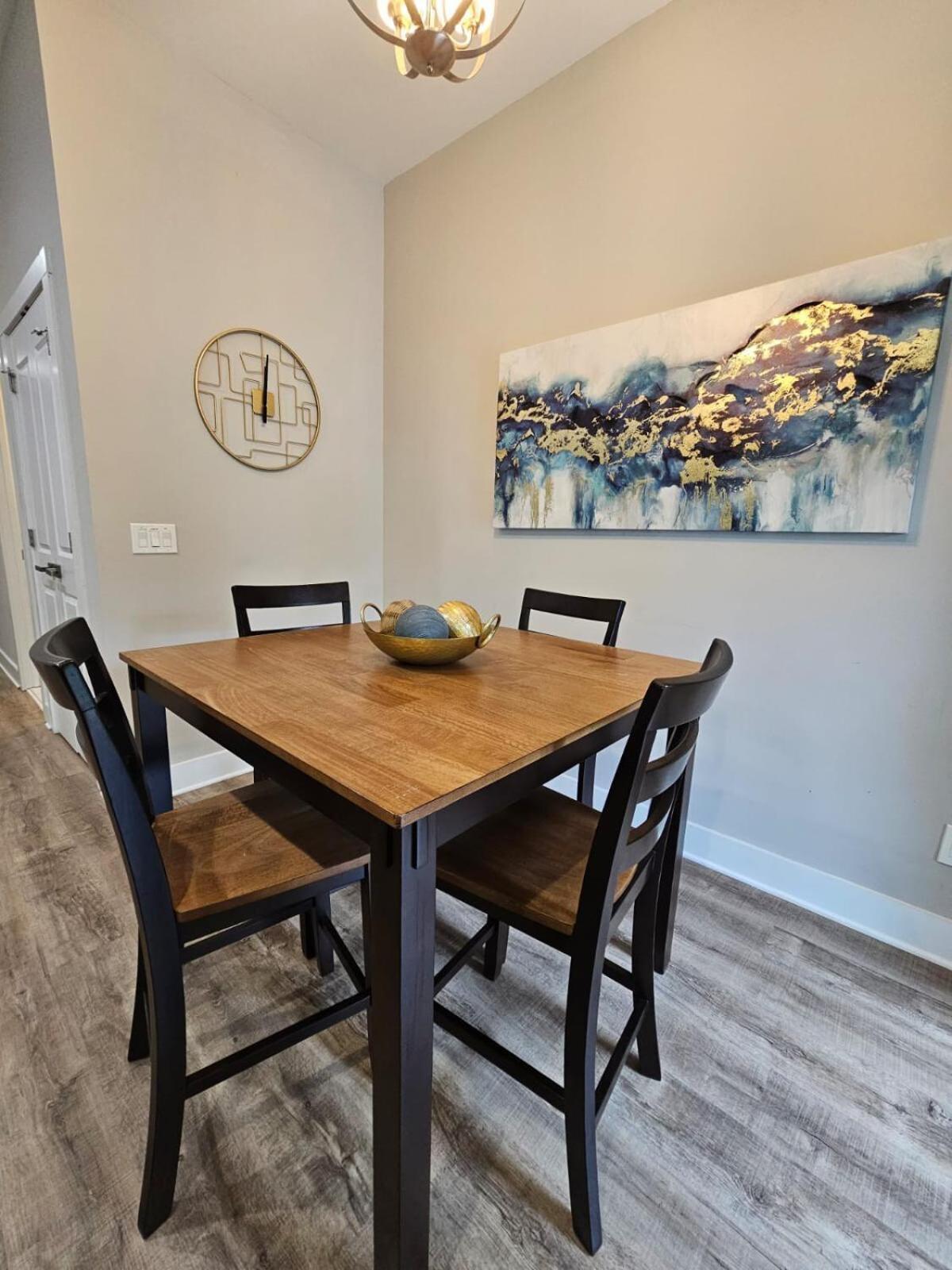 4br 4ba By Piedmont Park