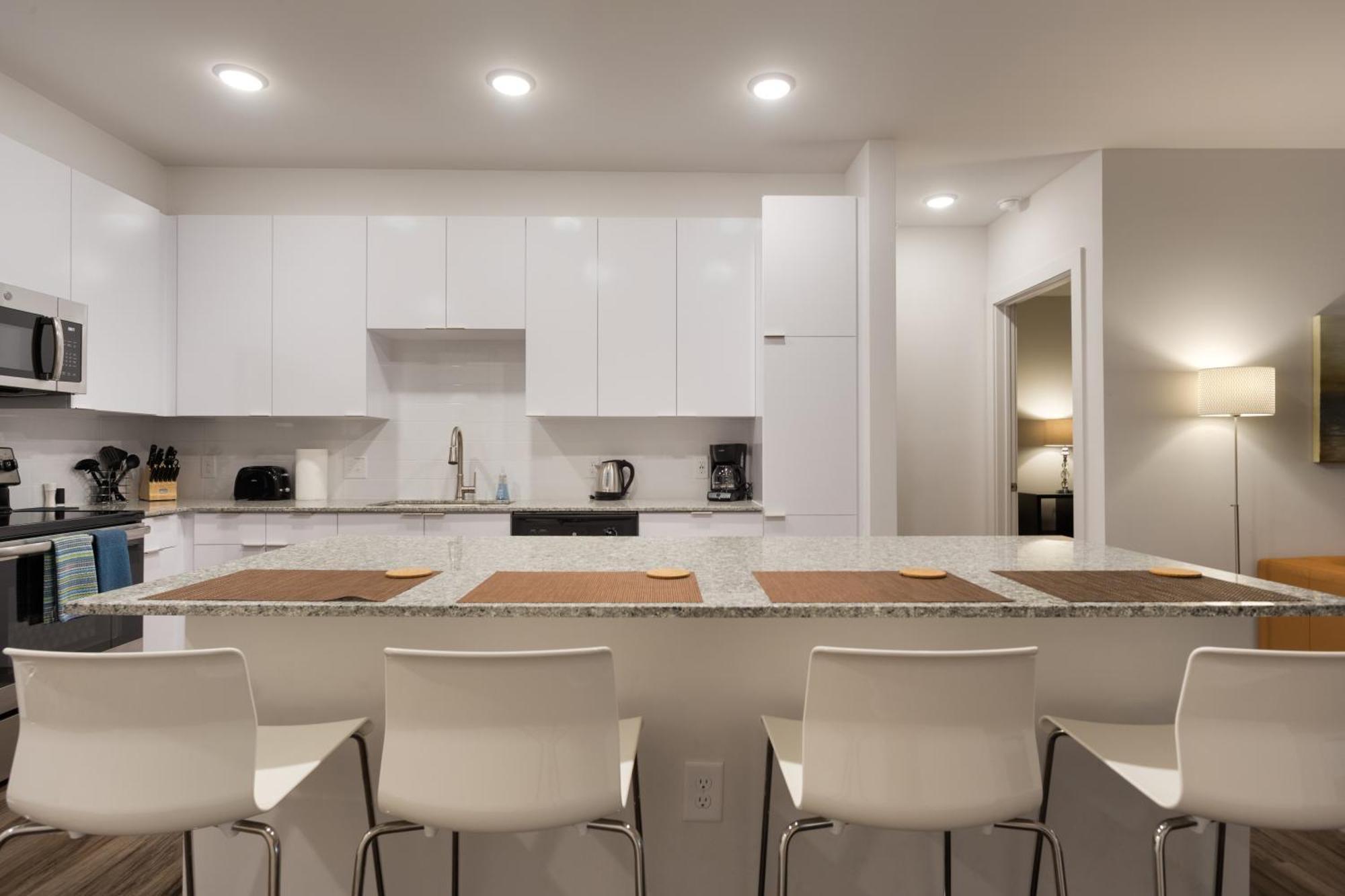 Spectacular By Bca Furnished Spec2b 542 B *