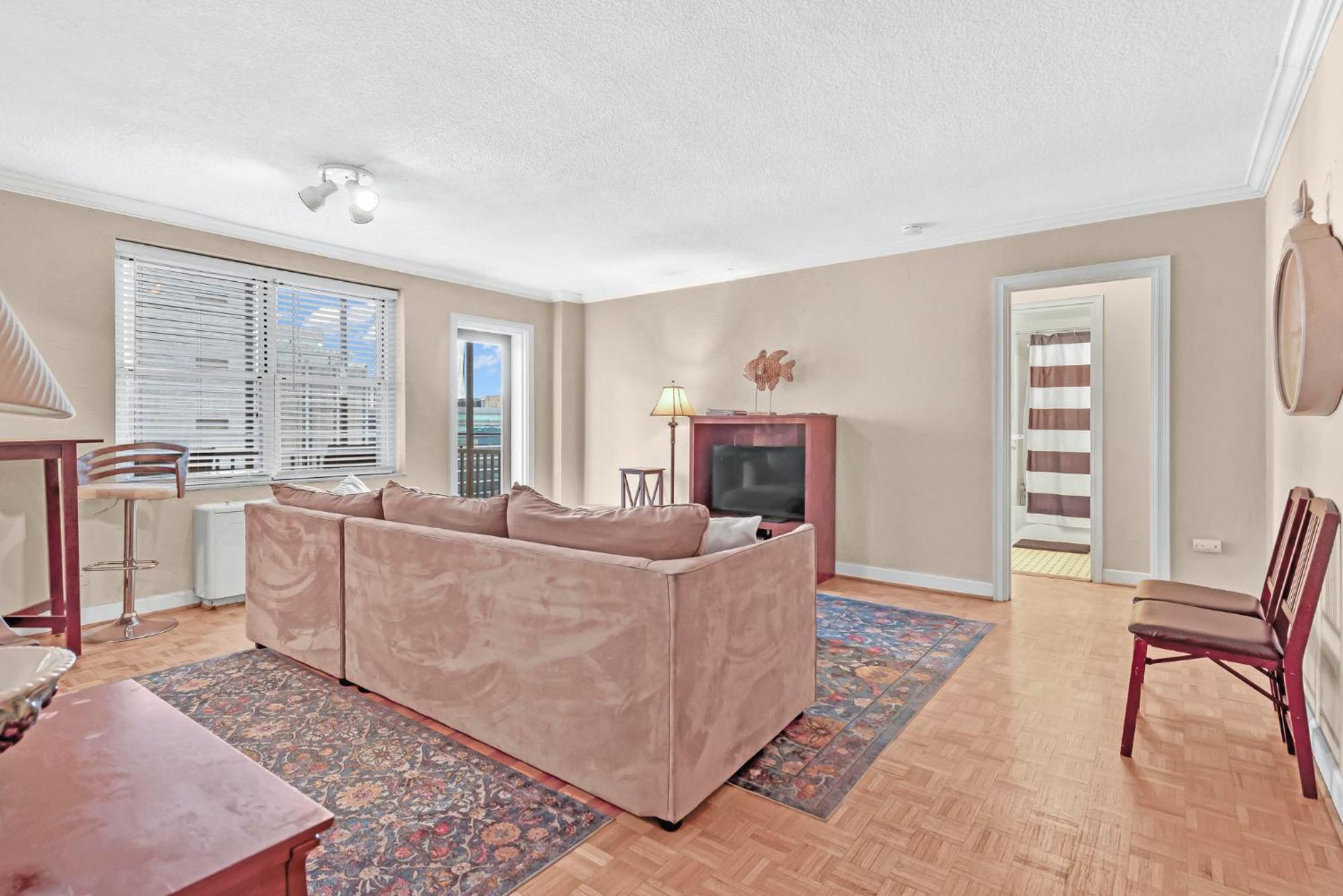 Holiday home Classic Southern Charming 1br In Downtown