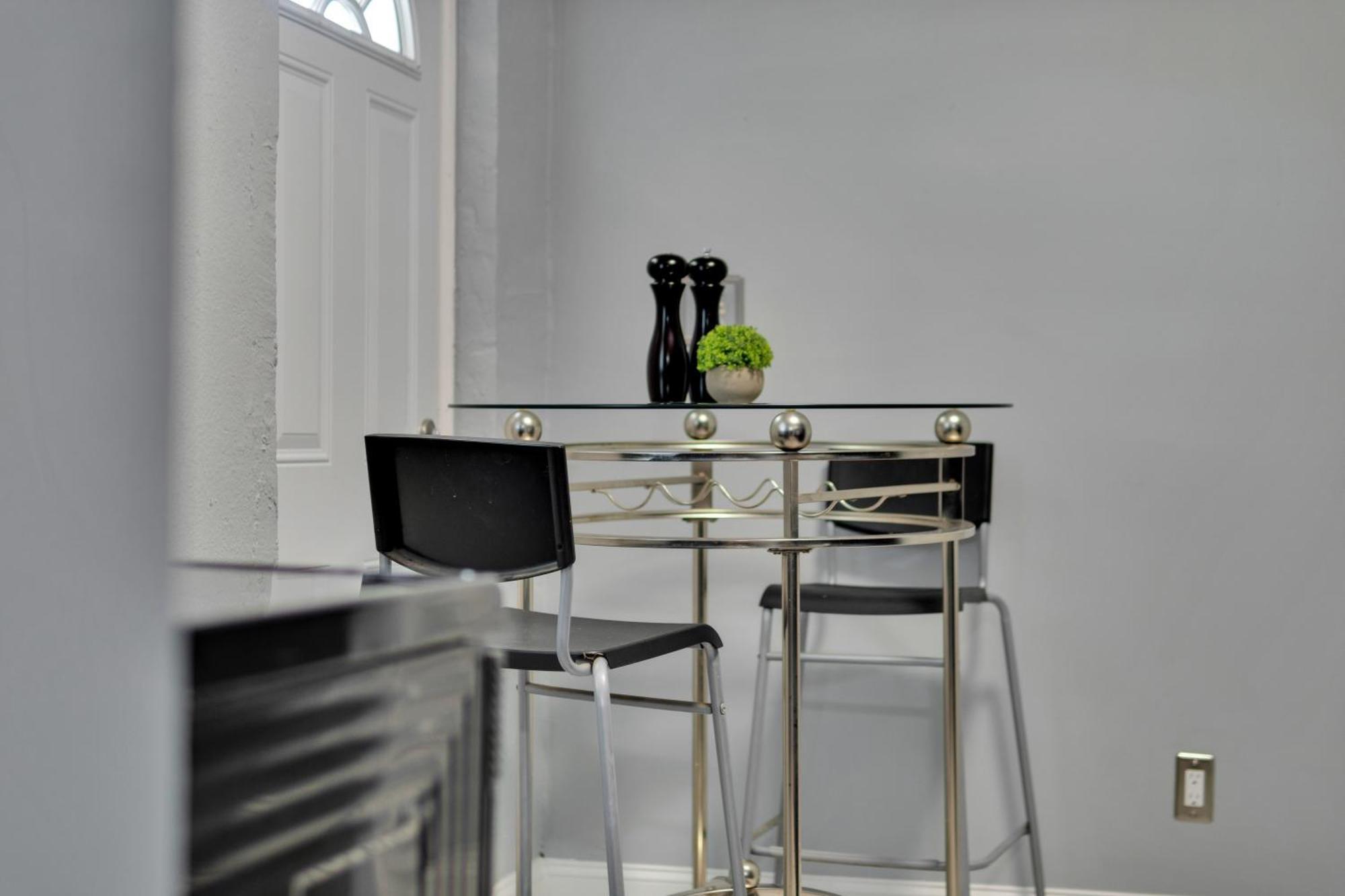 Tenement Treasure - Renovated Mechanicsville Holiday home Atlanta