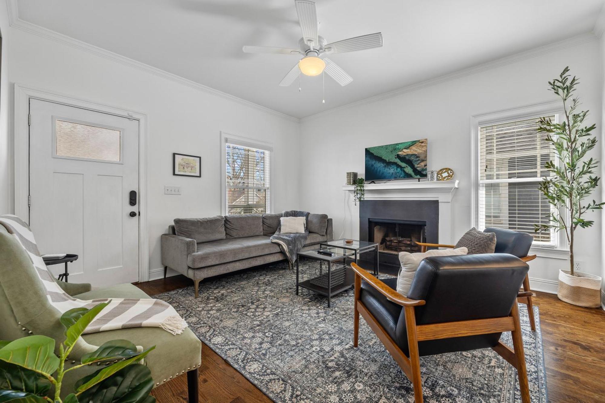 Perfect In-town Location! Kingbed, Bbq And Parking Atlanta