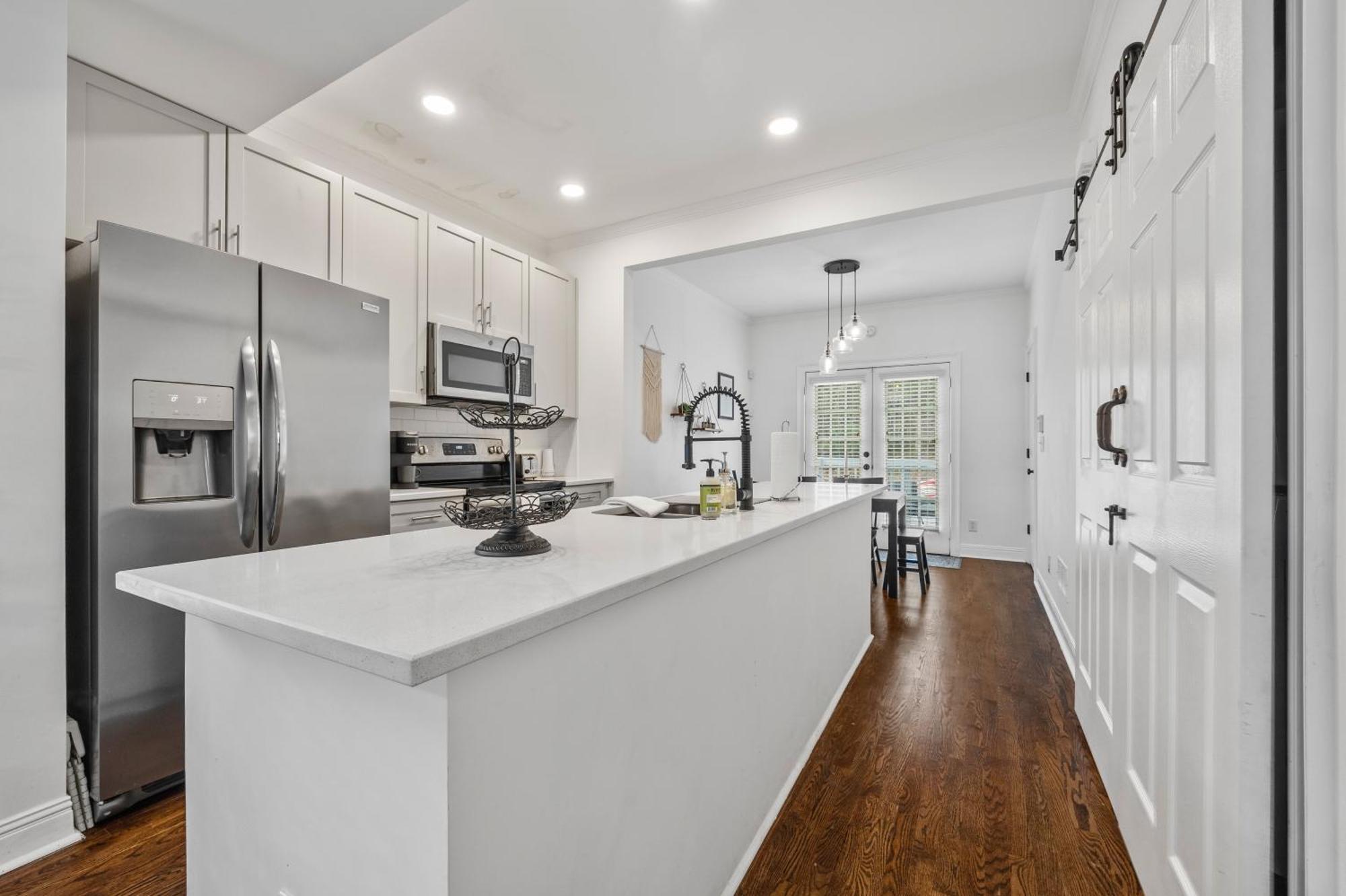 Perfect In-town Location! Kingbed, Bbq And Parking Holiday home Atlanta