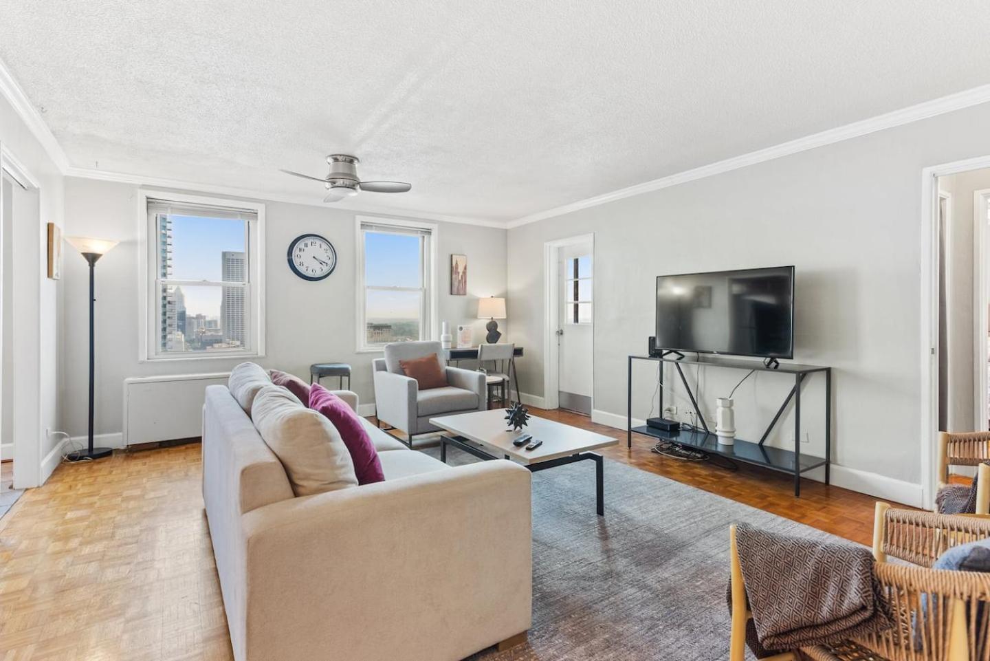 Skyline Serenity 1 Bdrm Stunning Views