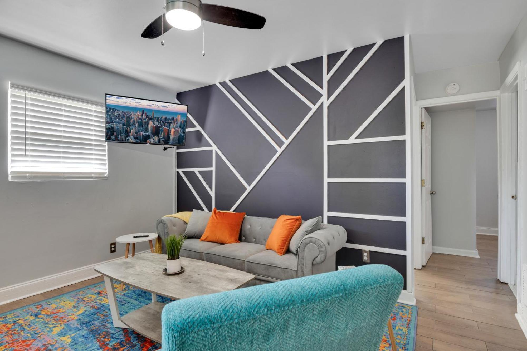 Multiplex Unit Free Parking Mechanicsville *