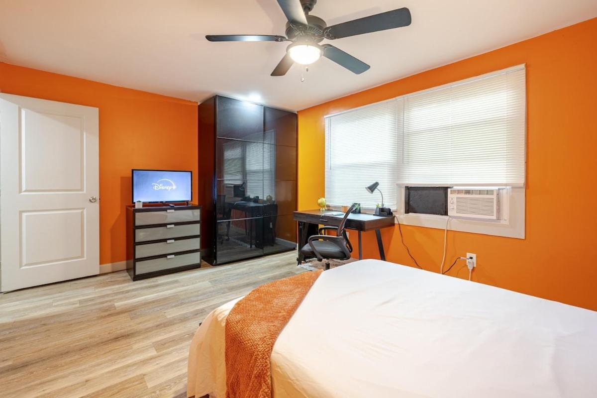Apartment Comfortable 2 Bedroom Near Downtown Atl Sleeps 6 Free Parking *