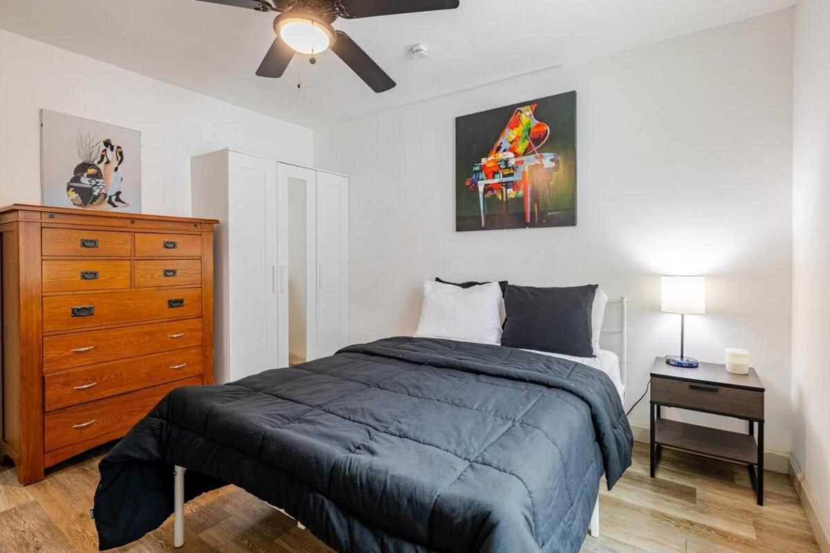 Comfortable 2 Bedroom Near Downtown Atl Sleeps 6 Free Parking *