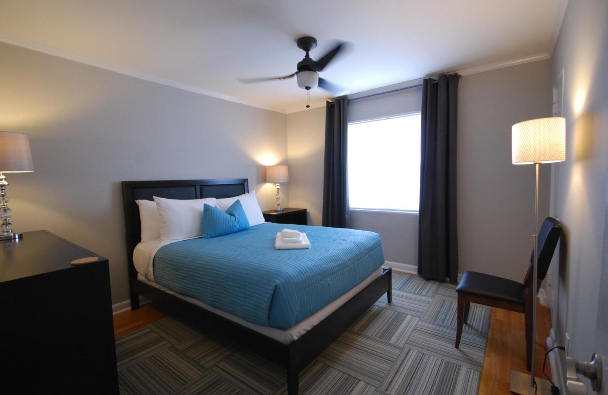 Holiday home Brookwood Courtyard By Bca Furnished Bcc2b 03 C Atlanta