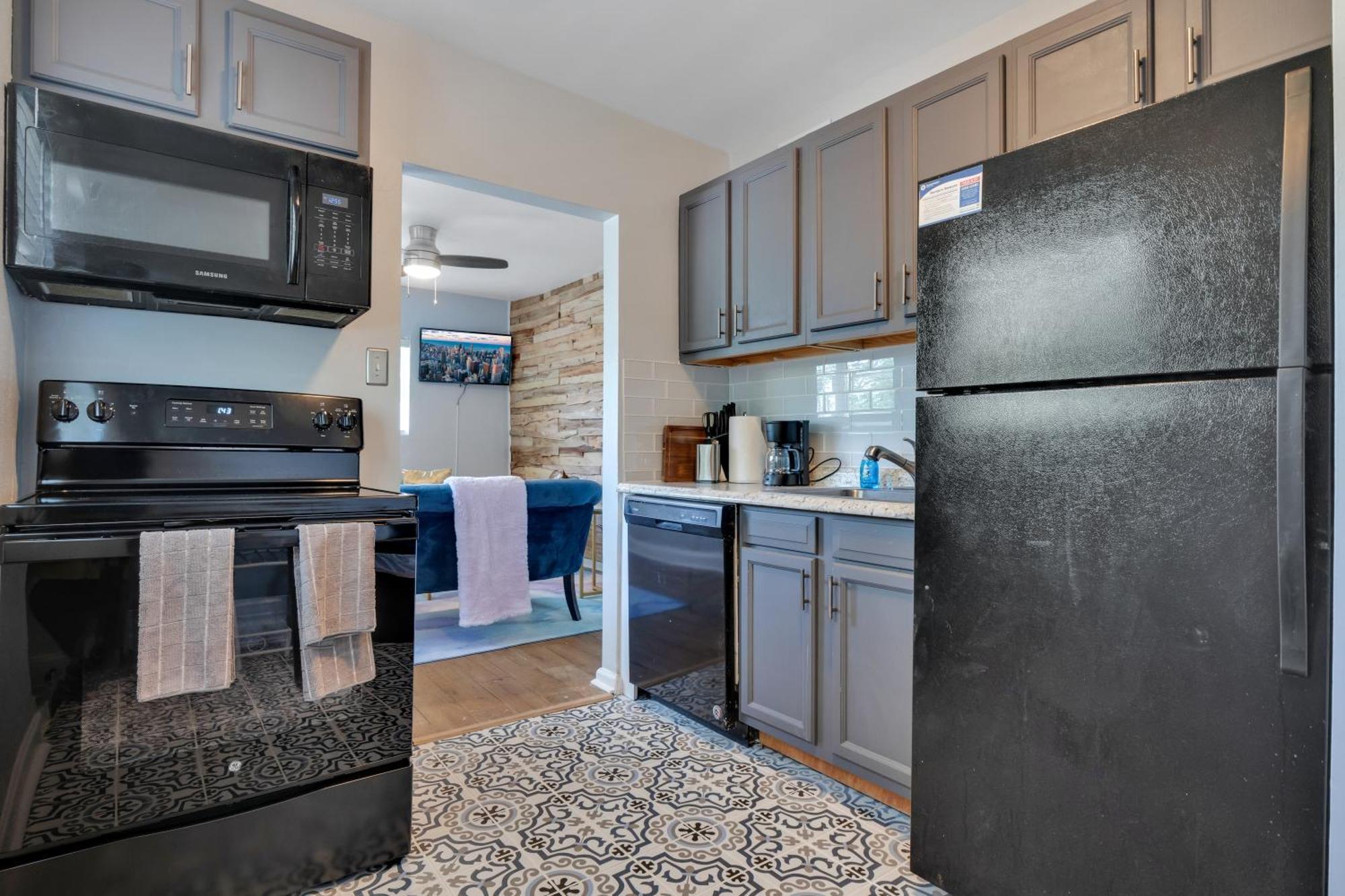 Skid Row Chateau- Renovated Mechanicsville * Atlanta