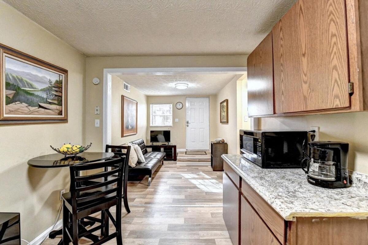 Holiday home Cheerful 2-bedroom Midtown Home- Sleeps 7 Atlanta