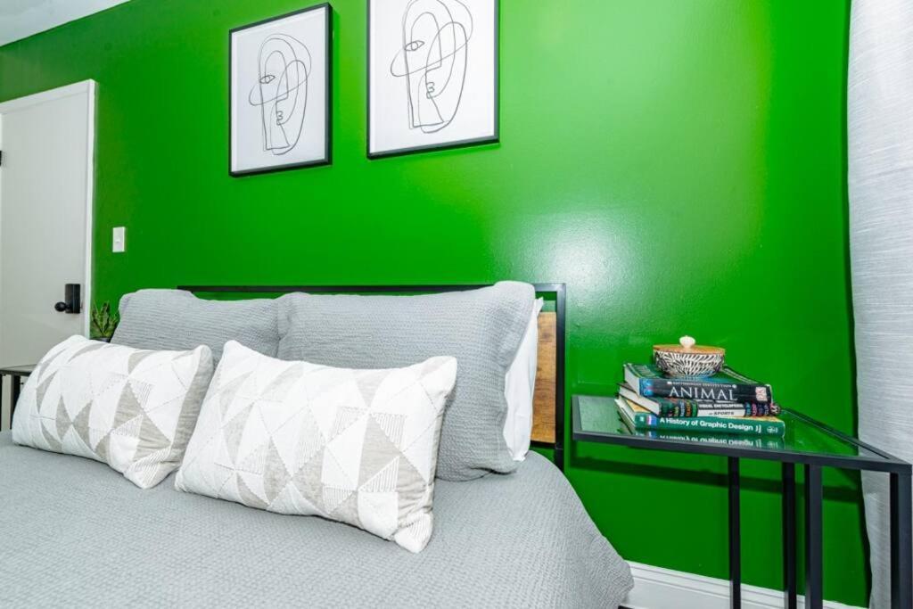 Spacious Family/friends Getaway Atlanta