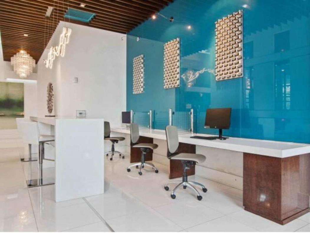 Blue Luxe-highrise, Balcony, Year-round Pool, View! Atlanta