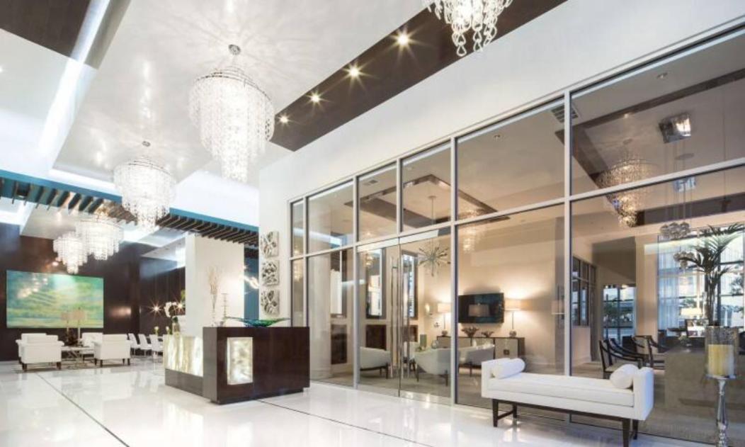 Blue Luxe-highrise, Balcony, Year-round Pool, View! * Atlanta