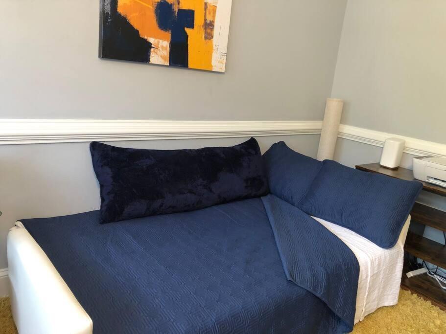 Beautiful Near Atlanta's Airport! Holiday home *