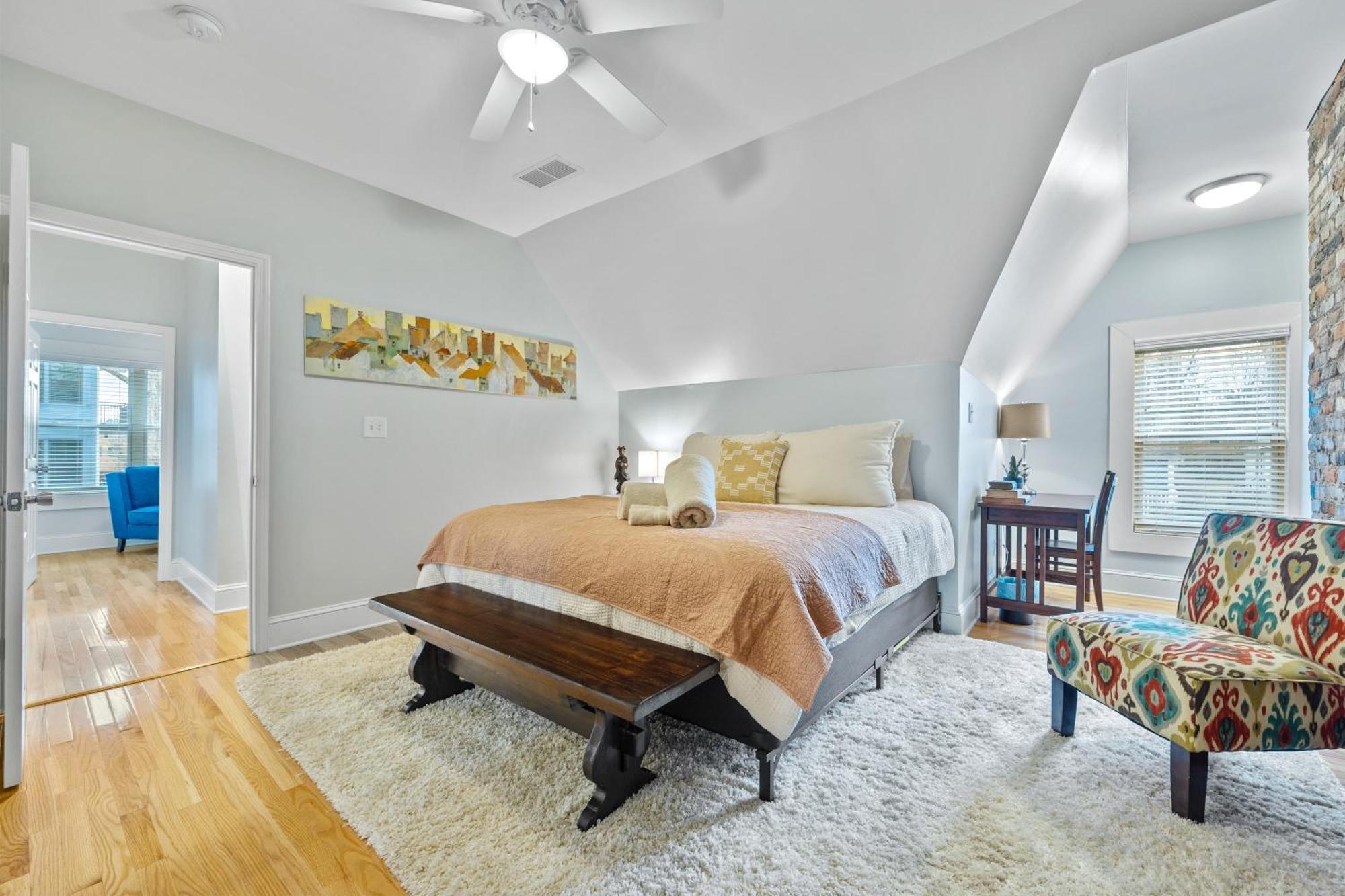 Cozy 4br 2ba Near Inman Park Holiday home