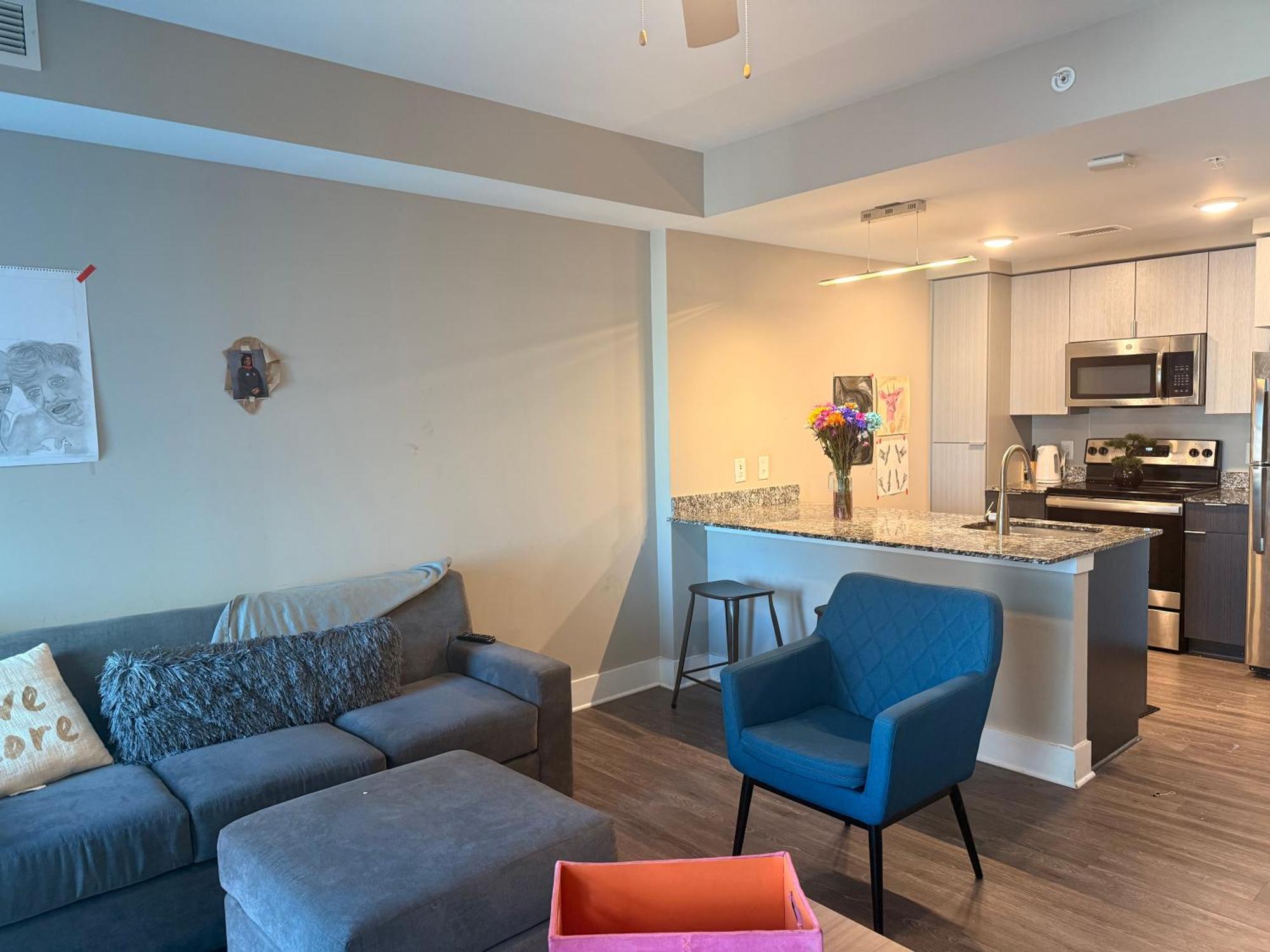 Lux High Rise One Stop Apartment