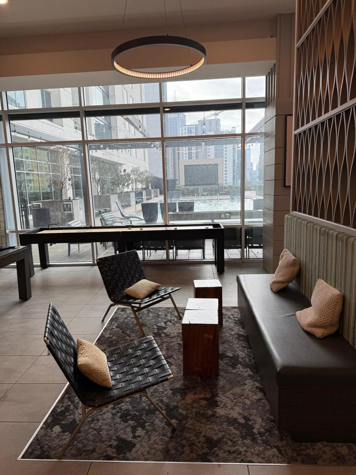 Apartment Lux High Rise One Stop