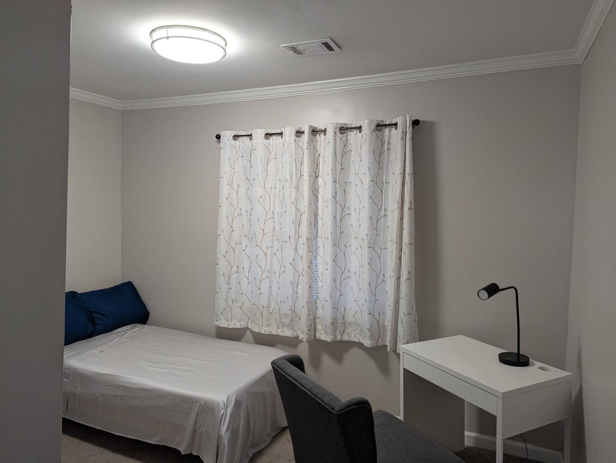 Peaceful Getaway Close To Hub Holiday home *