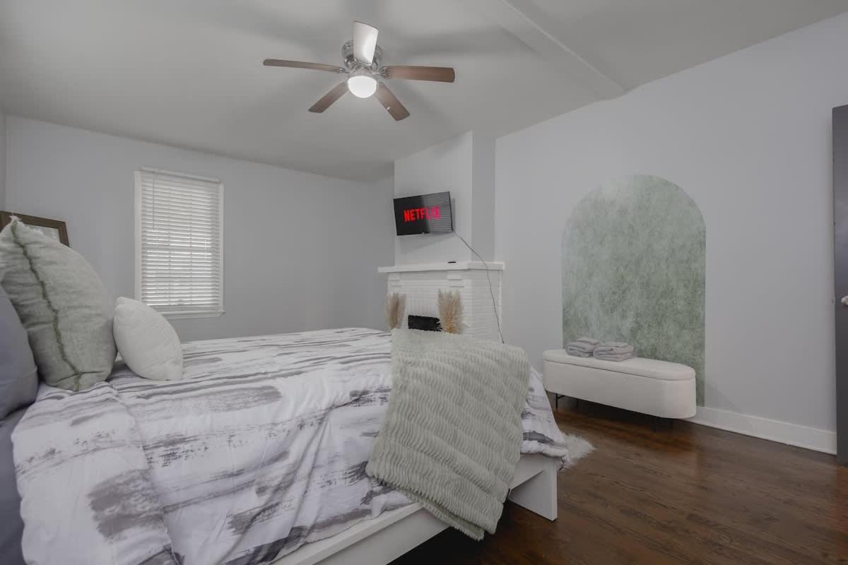 Holiday home Comfy Spacious Zen Family By Airport-king Bed-grill Atlanta