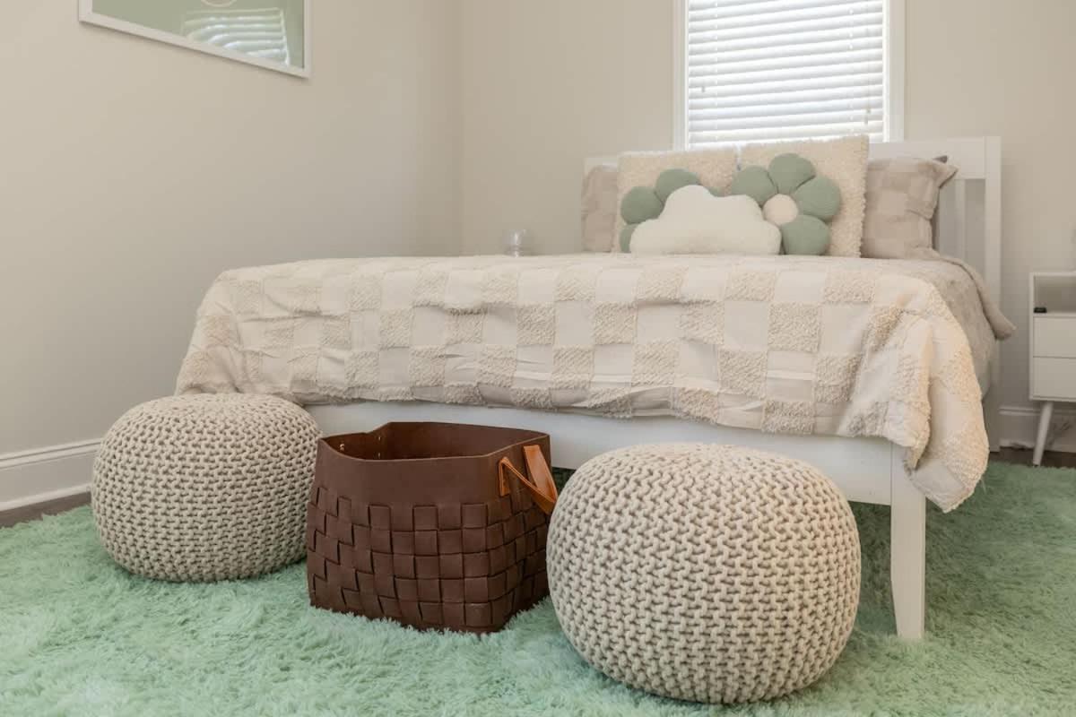 Stylish Family Downtown-bigrooms-freeparking-central *