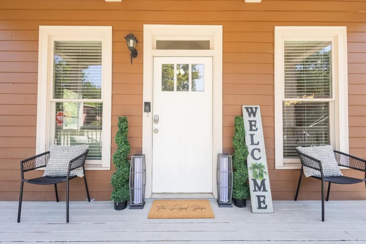 Stylish Family Downtown-bigrooms-freeparking-central