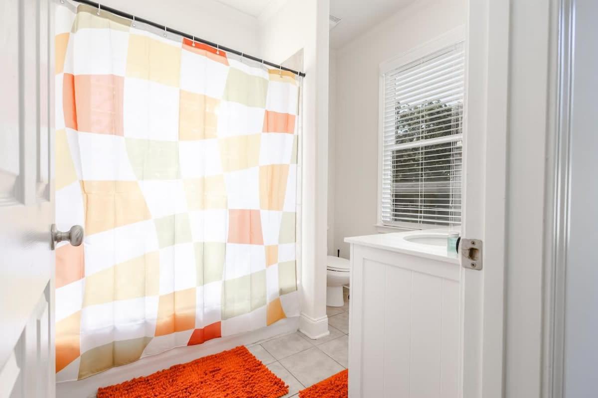 Stylish Family Downtown-bigrooms-freeparking-central *