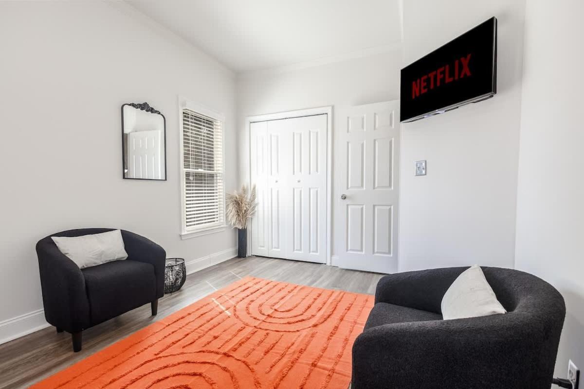 Holiday home Stylish Family Downtown-bigrooms-freeparking-central *