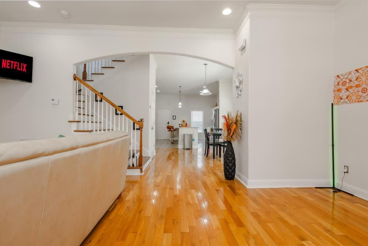 Stylish Family Downtown-bigrooms-freeparking-central Holiday home *