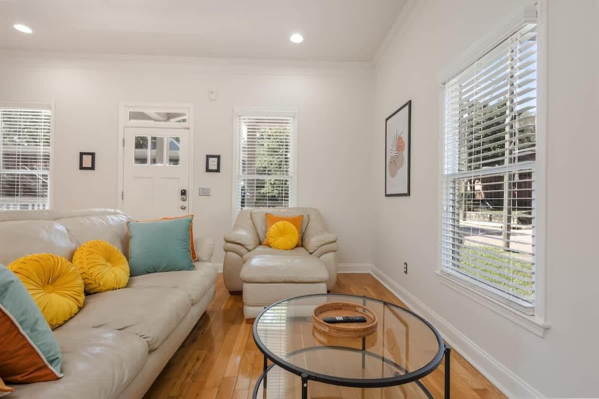 Holiday home Stylish Family Downtown-bigrooms-freeparking-central *