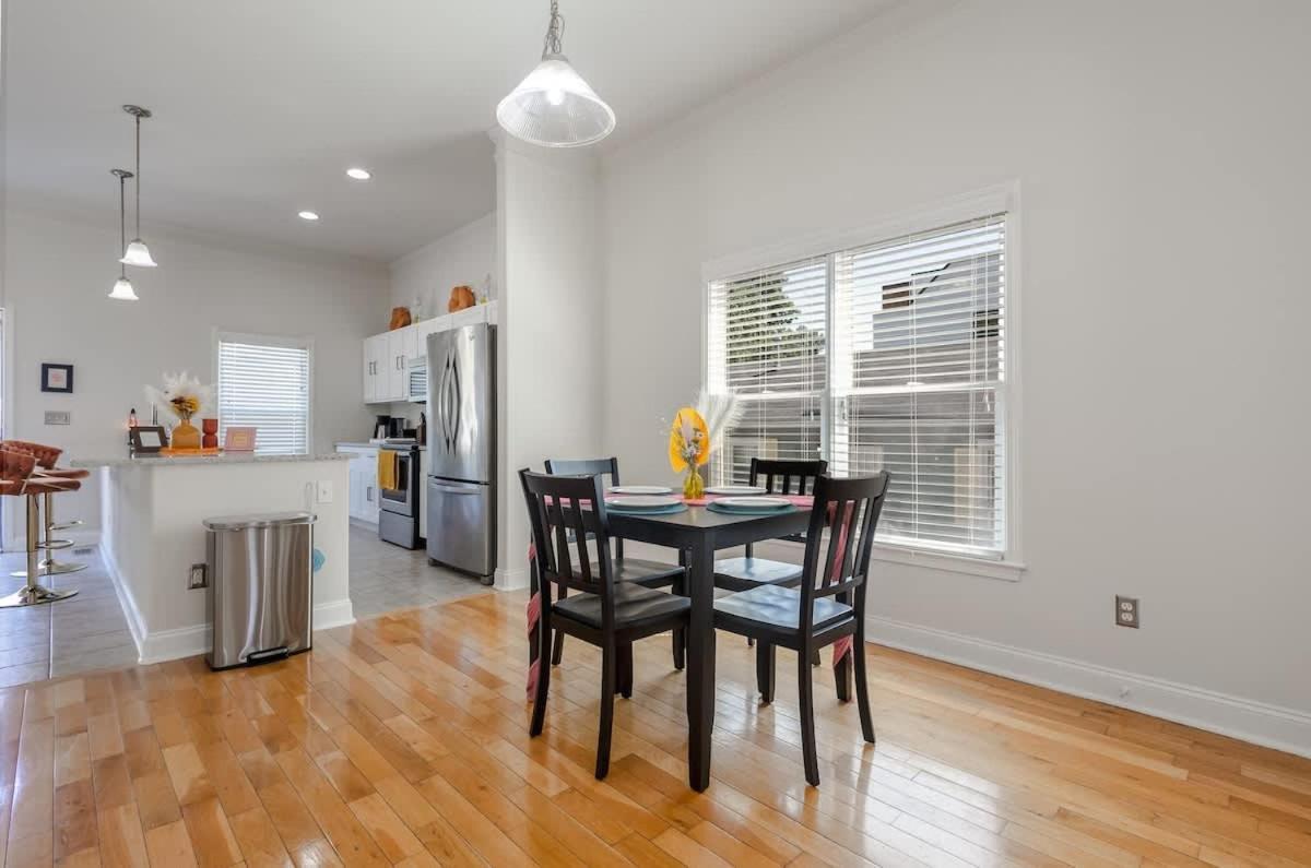 Stylish Family Downtown-bigrooms-freeparking-central Holiday home