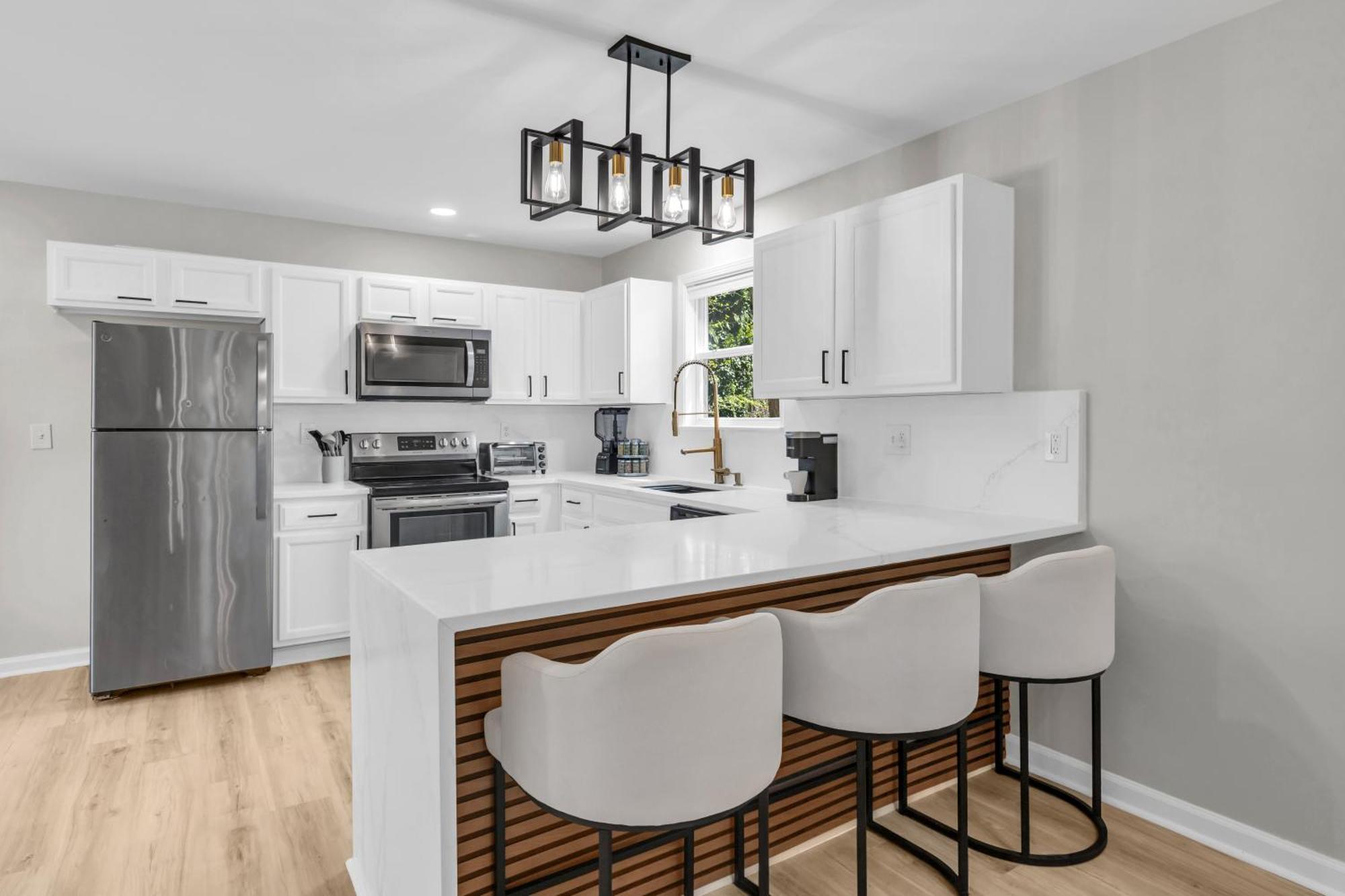 Luxe Family Oasis 7 Beds 2 And A Half Like Baths Sleeps 14 Villa Atlanta