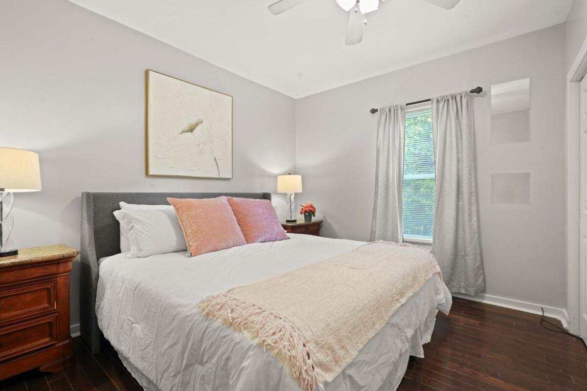 Midtown 2br Near Dt And G Aquarium