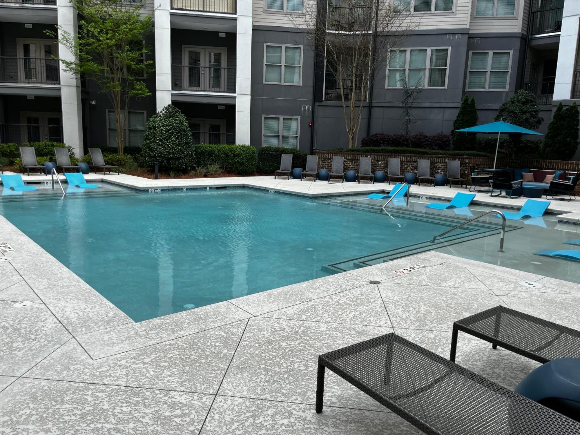 Yjky Llc Apartment *
