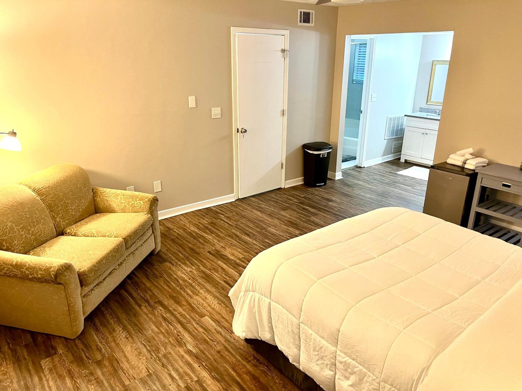 Apartment Rooms By Month Atlanta