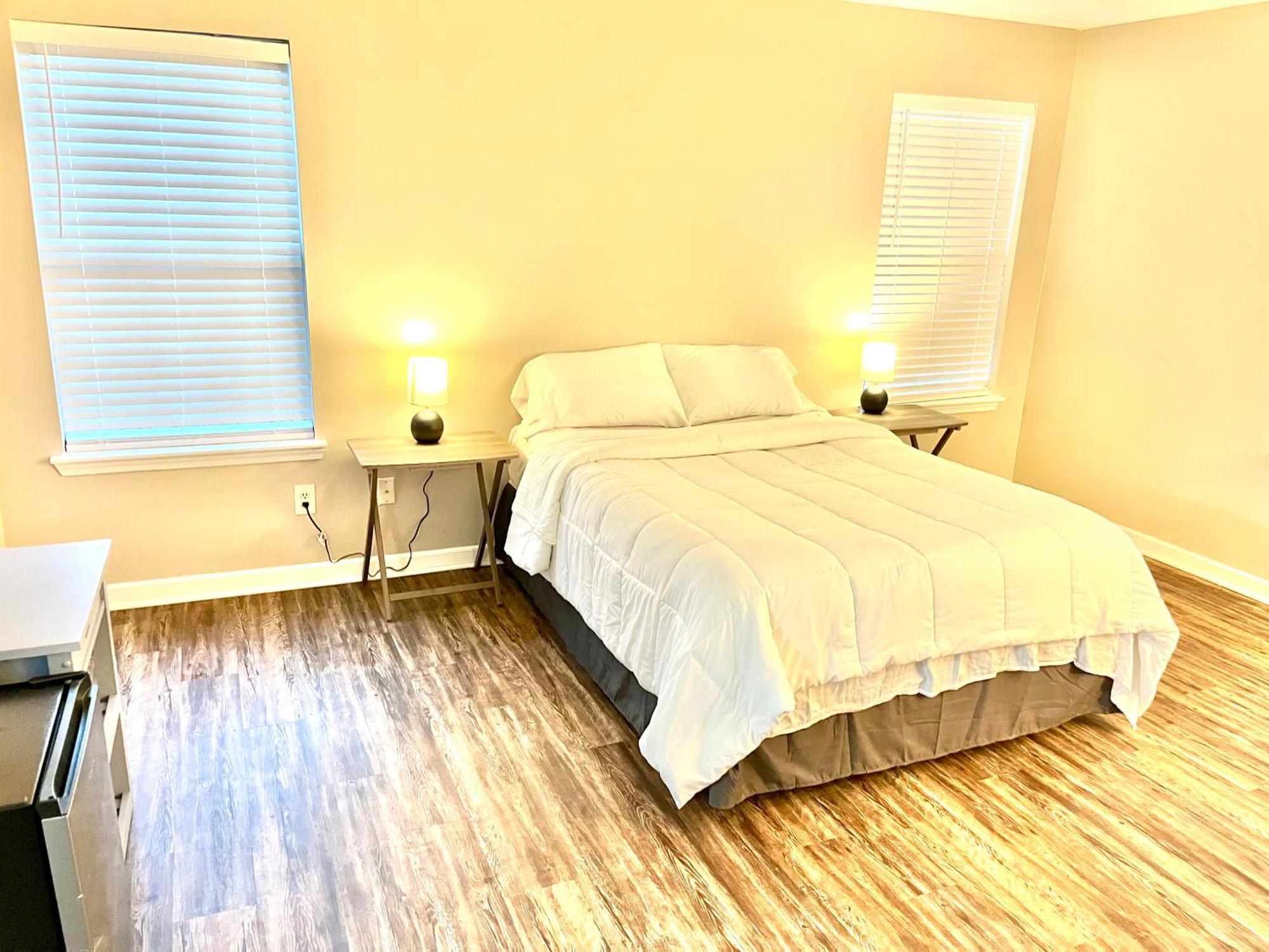 Rooms By Month Atlanta Atlanta