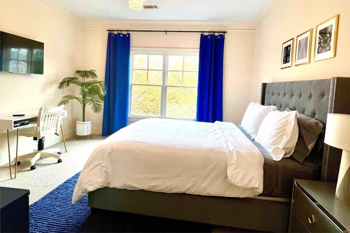 Villa Luxury Buckhead Executive Oasis For Family Or Work