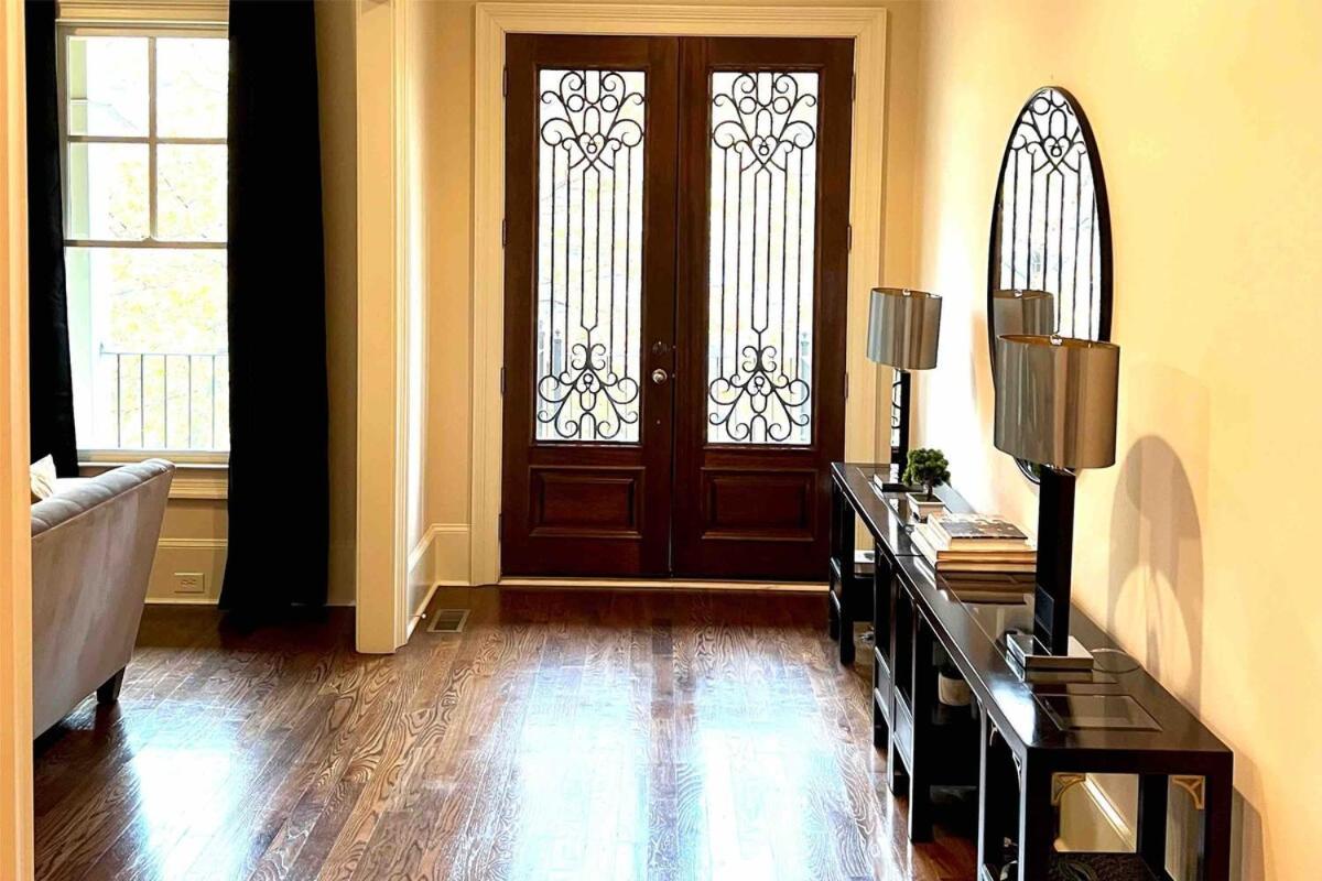 Luxury Buckhead Executive Oasis For Family Or Work Villa