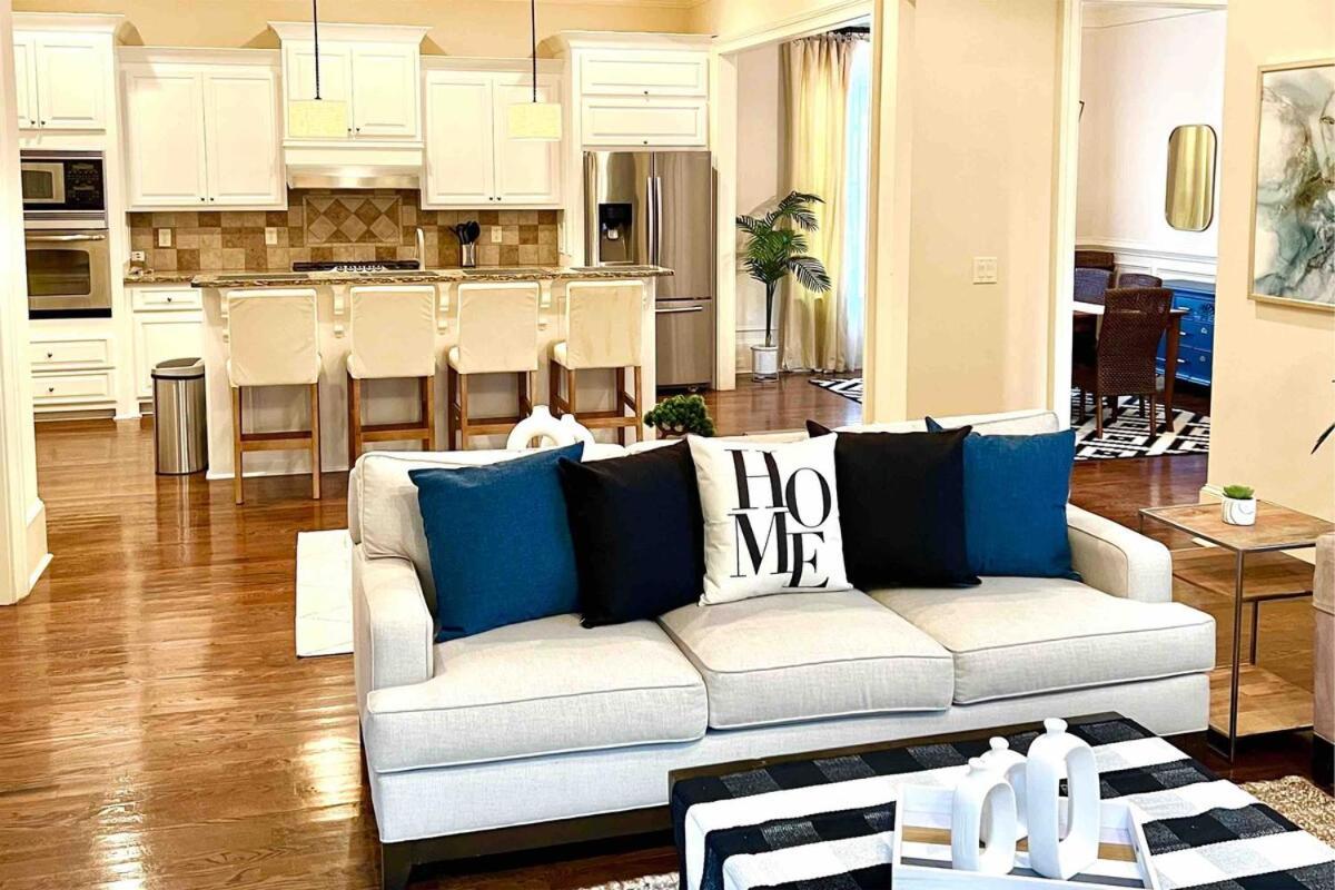 Luxury Buckhead Executive Oasis For Family Or Work Villa *