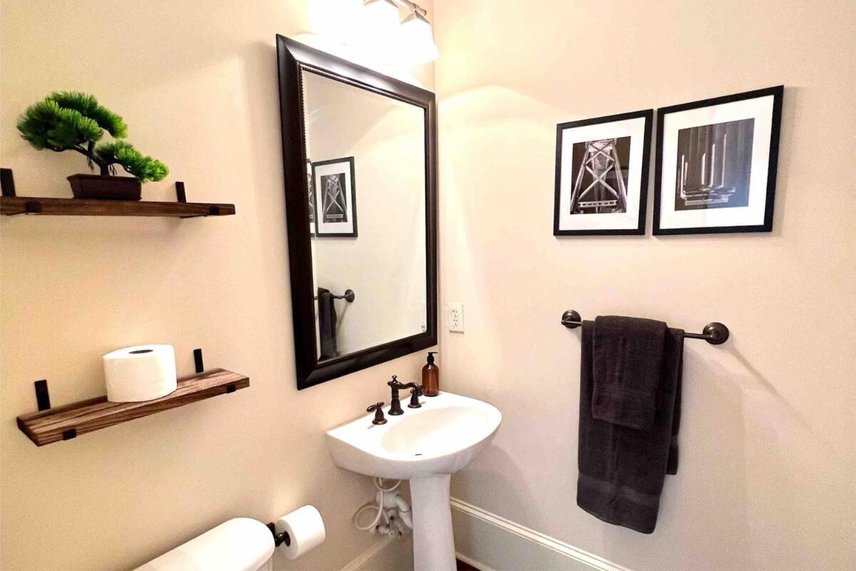 Luxury Buckhead Executive Oasis For Family Or Work Atlanta